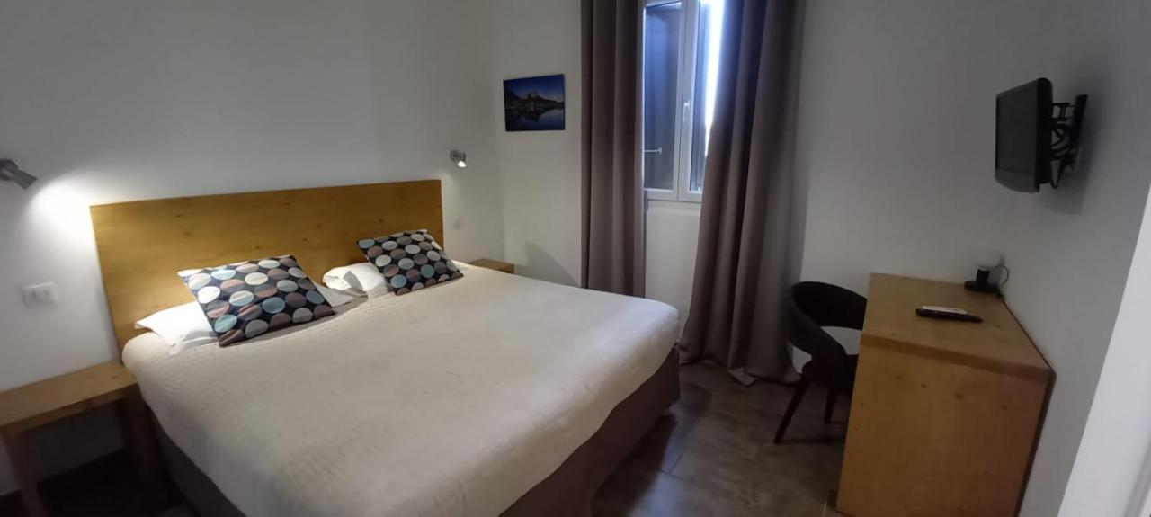 Hotel Du Golfe Бонифачо Экстерьер фото