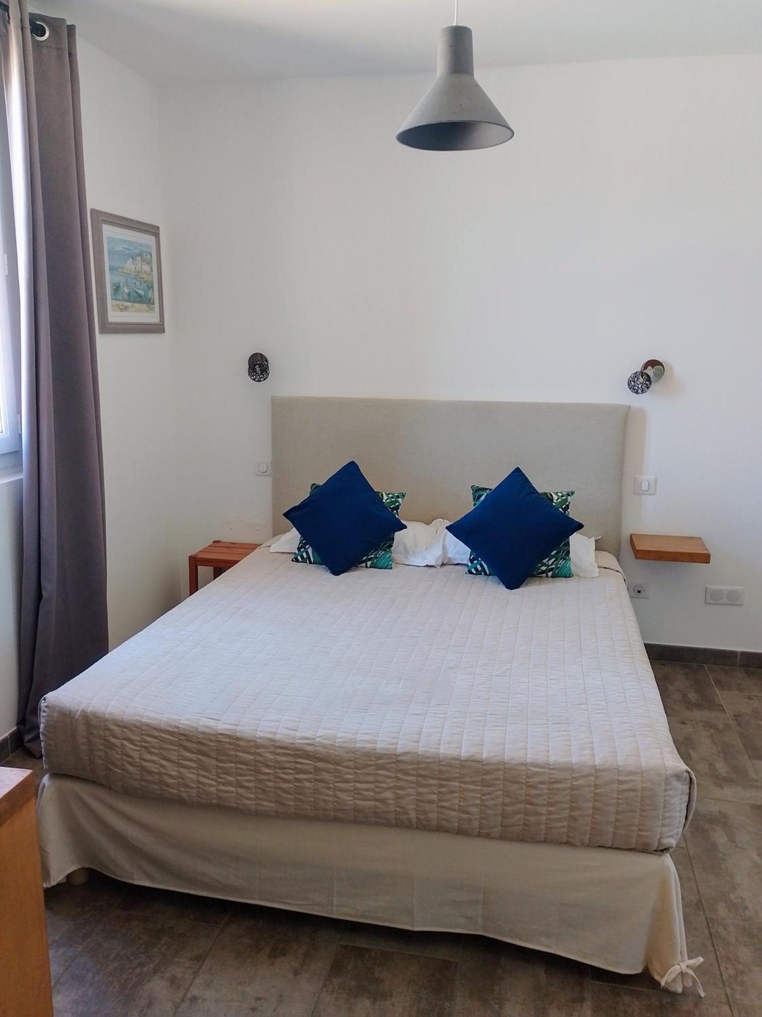 Hotel Du Golfe Бонифачо Экстерьер фото